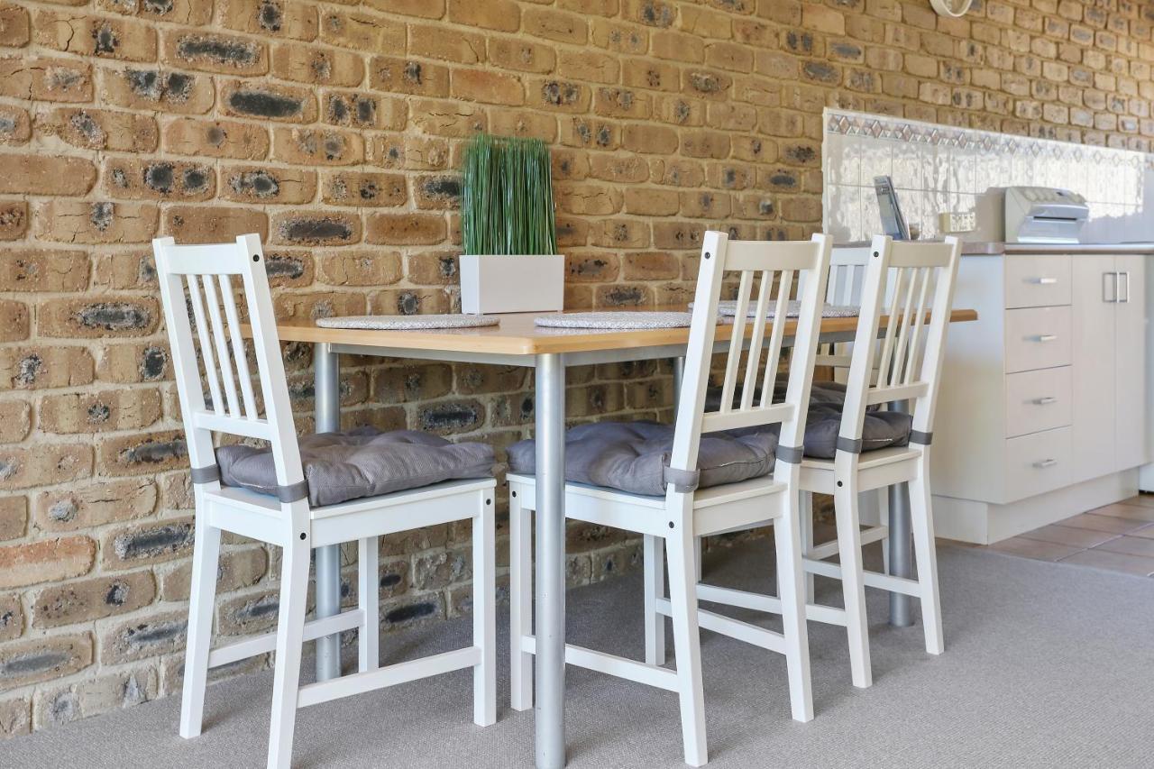 The Retreat Lakeside Merimbula Extérieur photo