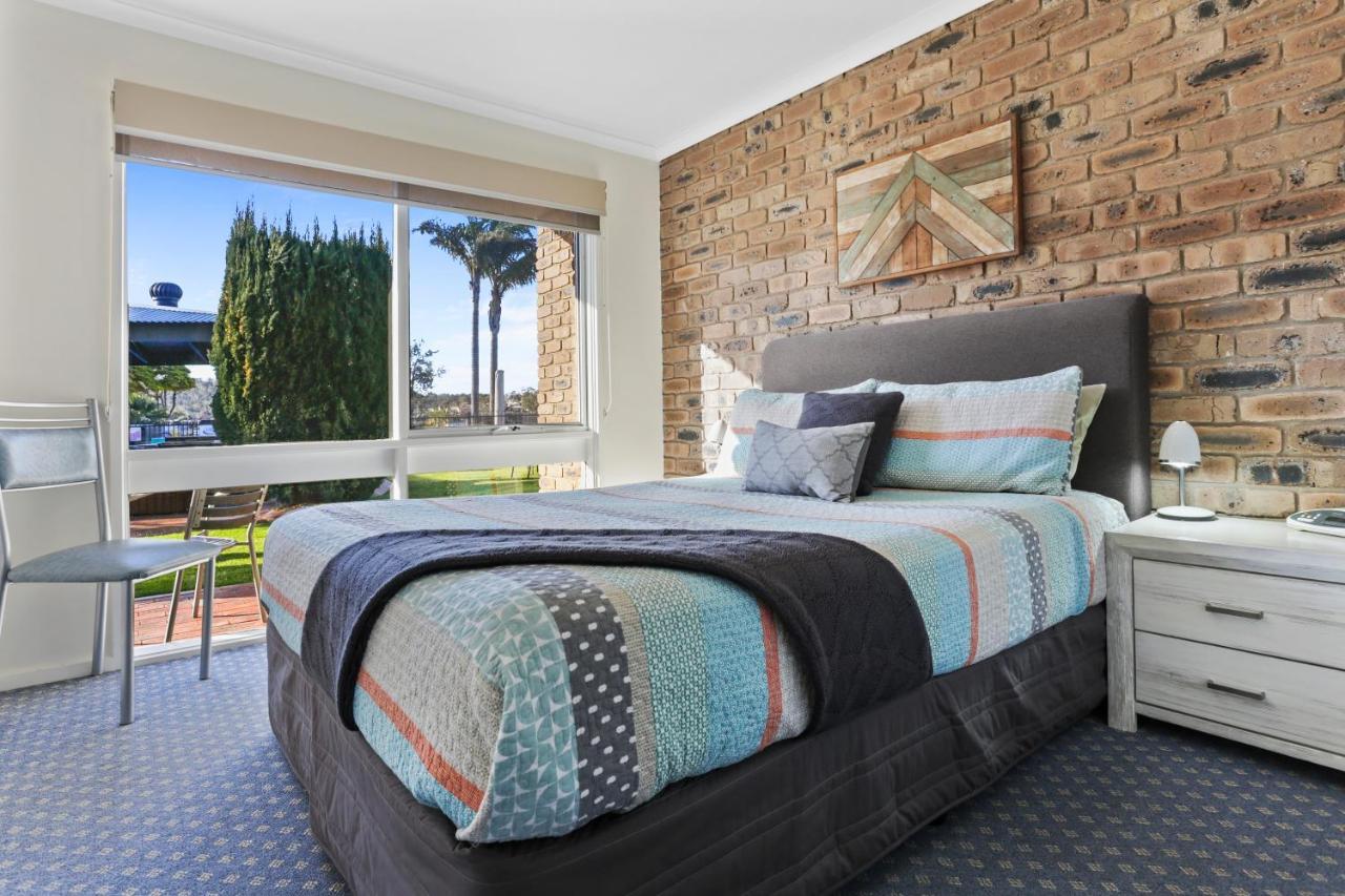 The Retreat Lakeside Merimbula Extérieur photo