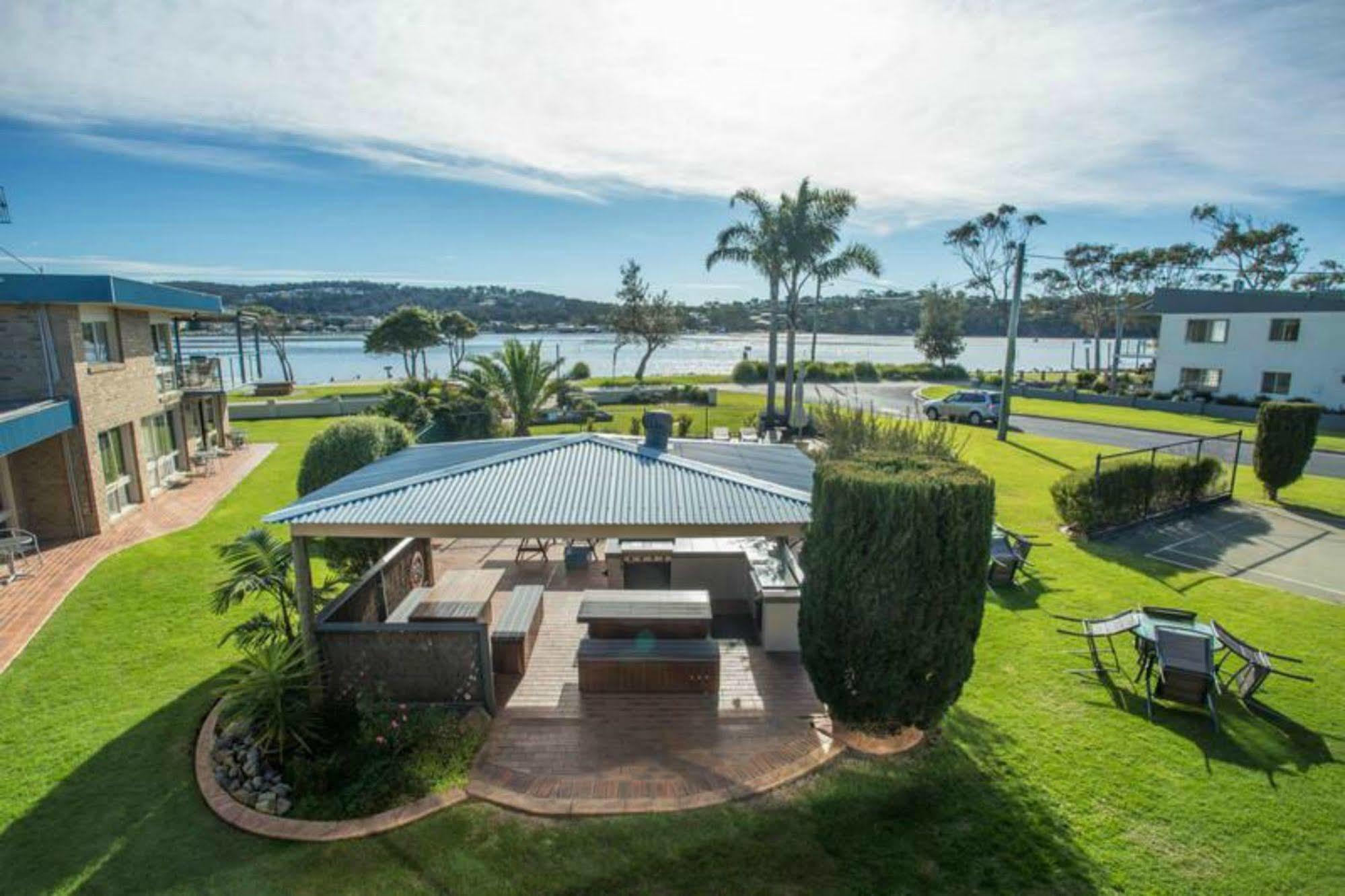 The Retreat Lakeside Merimbula Extérieur photo