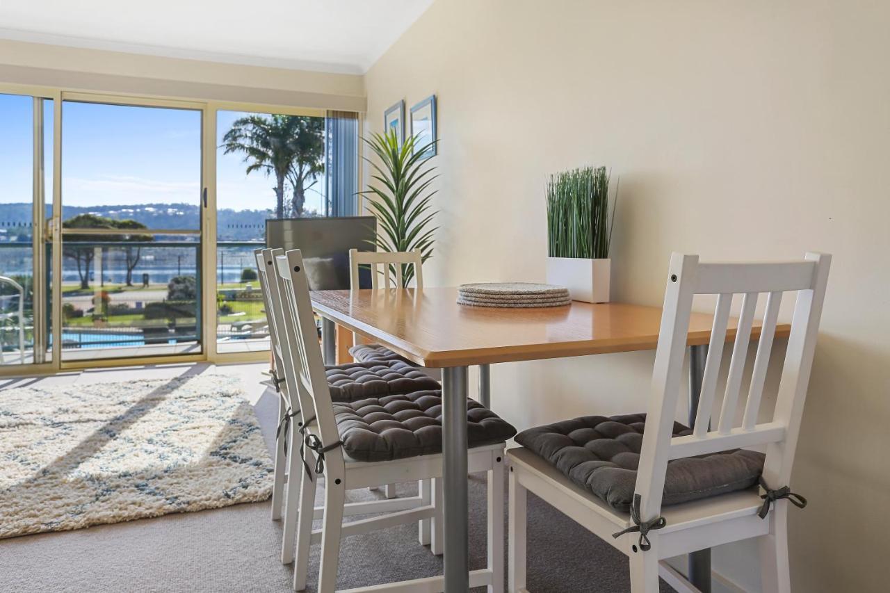 The Retreat Lakeside Merimbula Extérieur photo